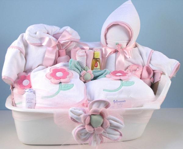 Finding the perfect baby shower gifts for girls
