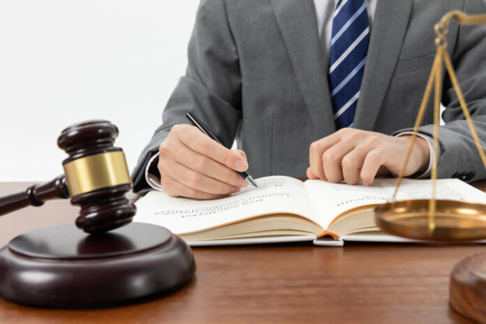 How Do Negotiate Lawyer's Fees In Better Ways