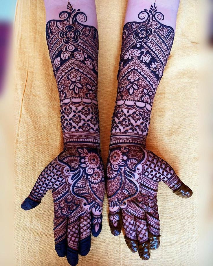 10. Elaborate full hand bridal Mehndi design